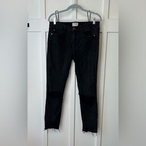 MUDD Women’s Junior's Size 11 Black Skinny Fit Distressed Low Rise Jeans Black